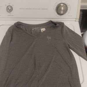 Aeropostale grey shirt